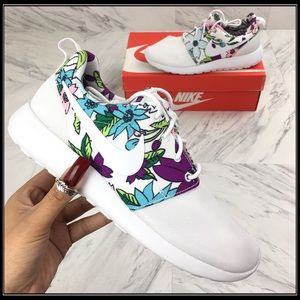 NIKE Shoes Roshe One Print